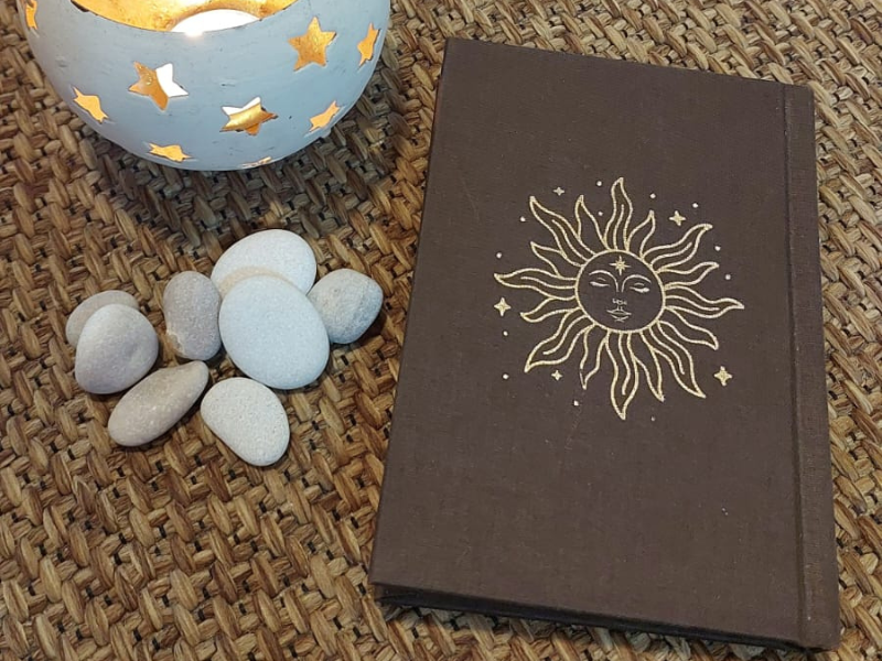 תשובות מהיקום (800 × 600 px)